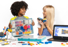 Learn How to Build Robots in fun and easy ways with VEX GO VEXGOScreen_Kids_1920x1080_Flat_1